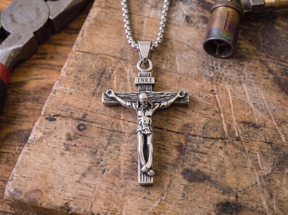 Crucifix Pendant - The Heavenly